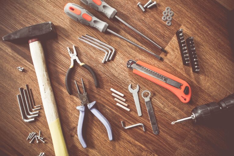 tools-gd9aa117d6_1280